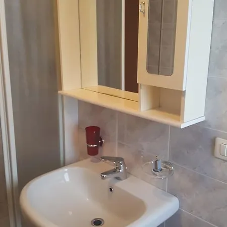 Casa Curti Holiday home Gera Lario